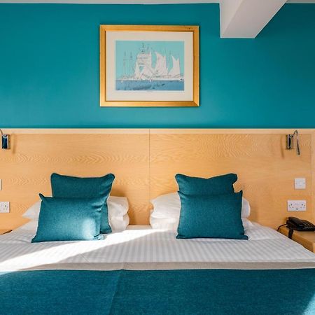 Royal Maritime Hotel Портсмът Екстериор снимка