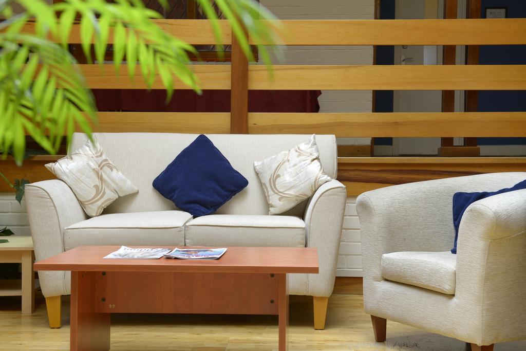 Royal Maritime Hotel Портсмът Екстериор снимка